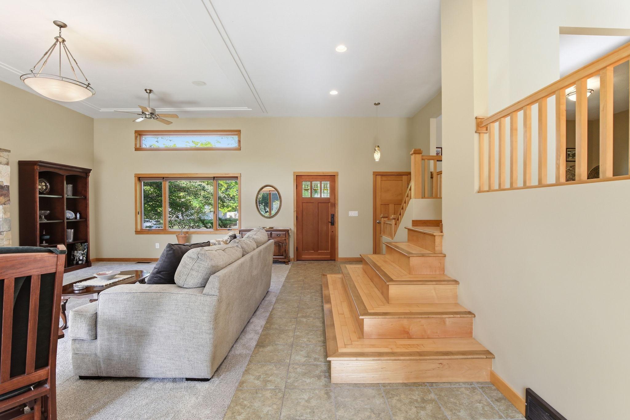 1400 Lia DR Living Room 4