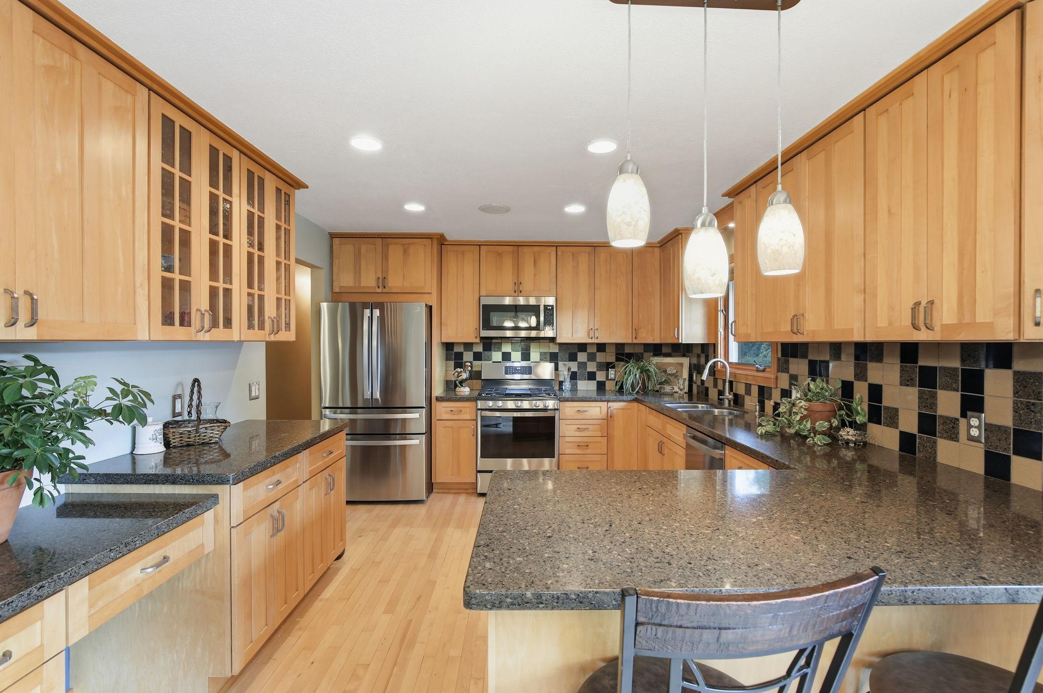 1400 Lia DR Kitchen 2