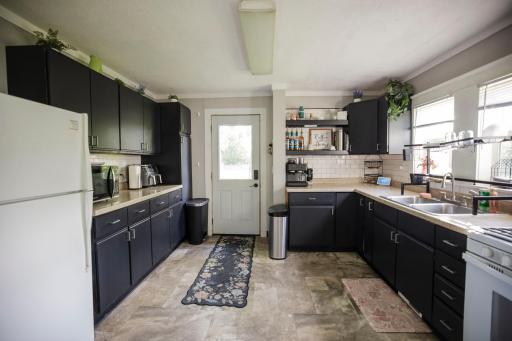 716 Lyndale Avenue, Morris, MN 56267