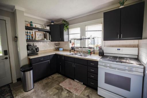 716 Lyndale Avenue, Morris, MN 56267