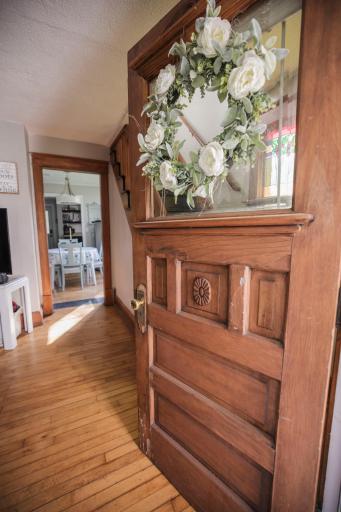 716 Lyndale Avenue, Morris, MN 56267