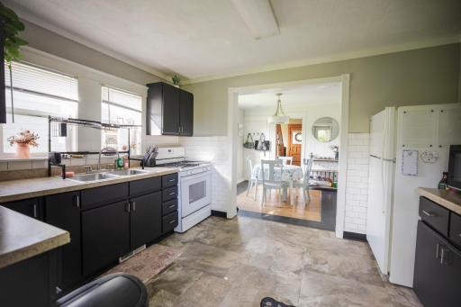 716 Lyndale Avenue, Morris, MN 56267