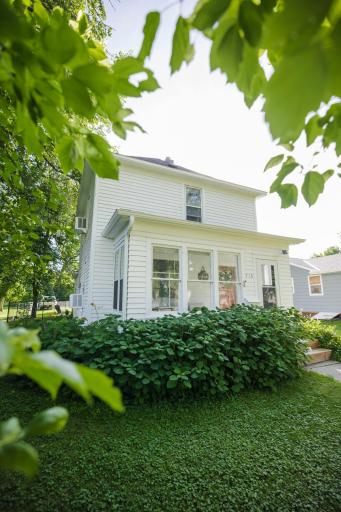 716 Lyndale Avenue, Morris, MN 56267