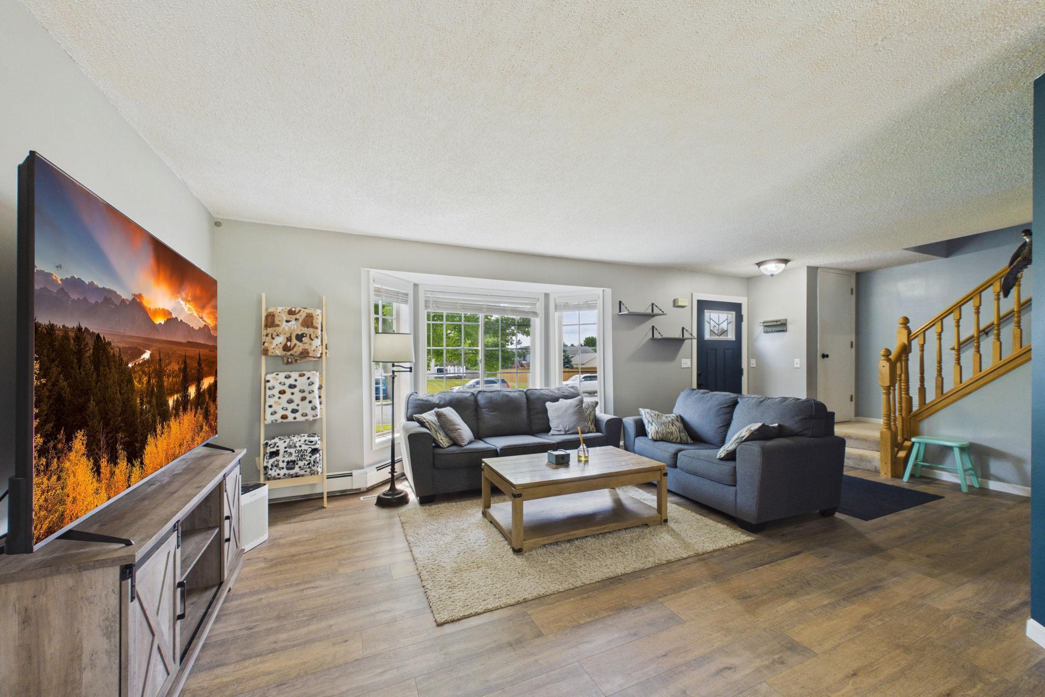 Living room 2