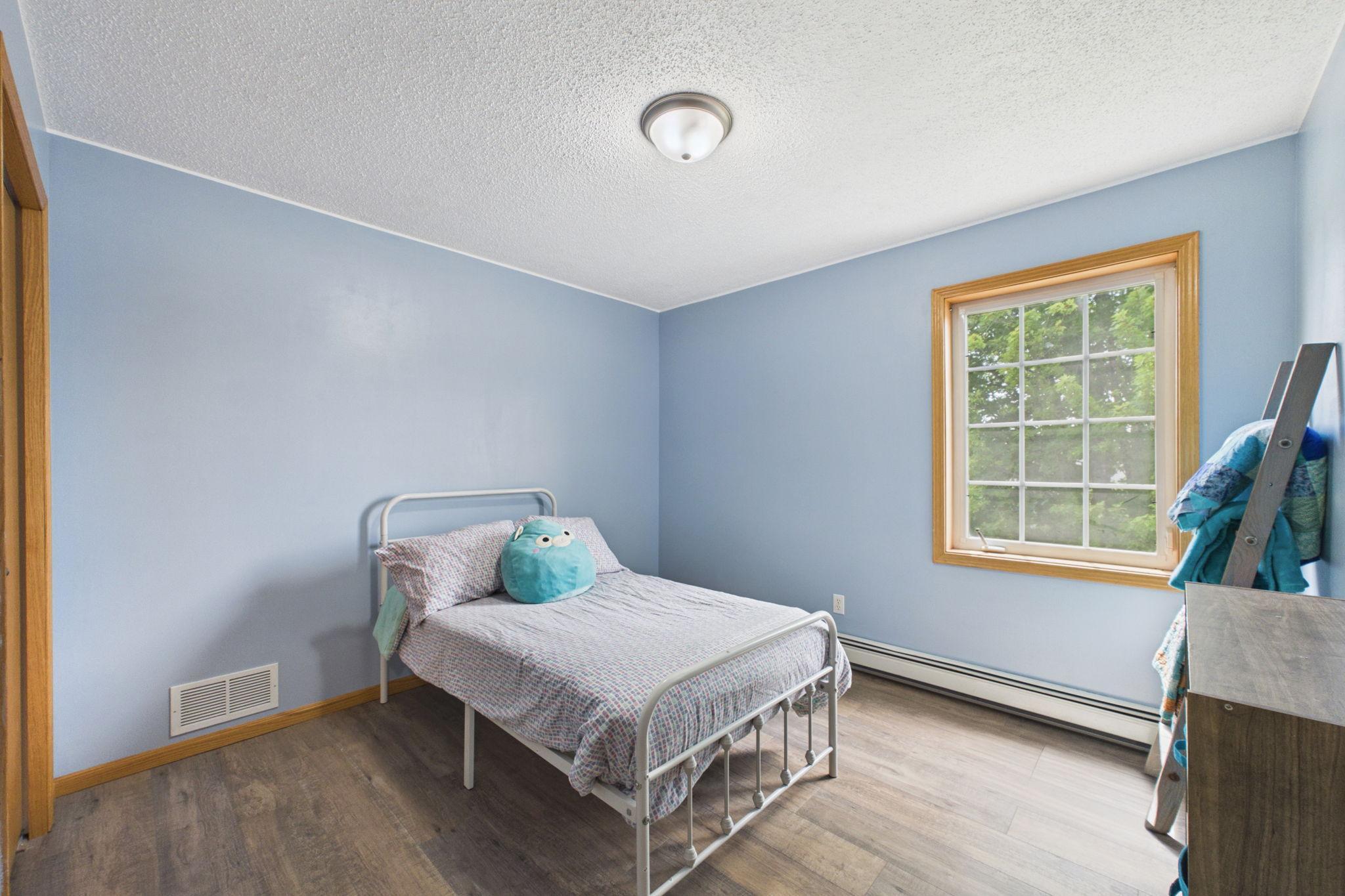 Upper Bedroom 2