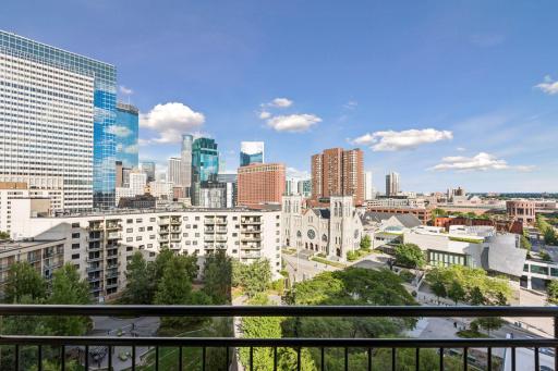 1225 Lasalle Avenue, 1307, Minneapolis, MN 55403