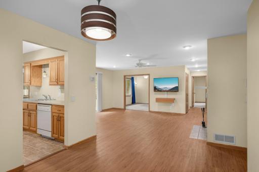 Nice open feeling...on this larger then usual upper condo unit. 1350 finished square