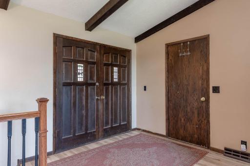 33385 Sibley Heights Lane, Le Sueur, MN 56058