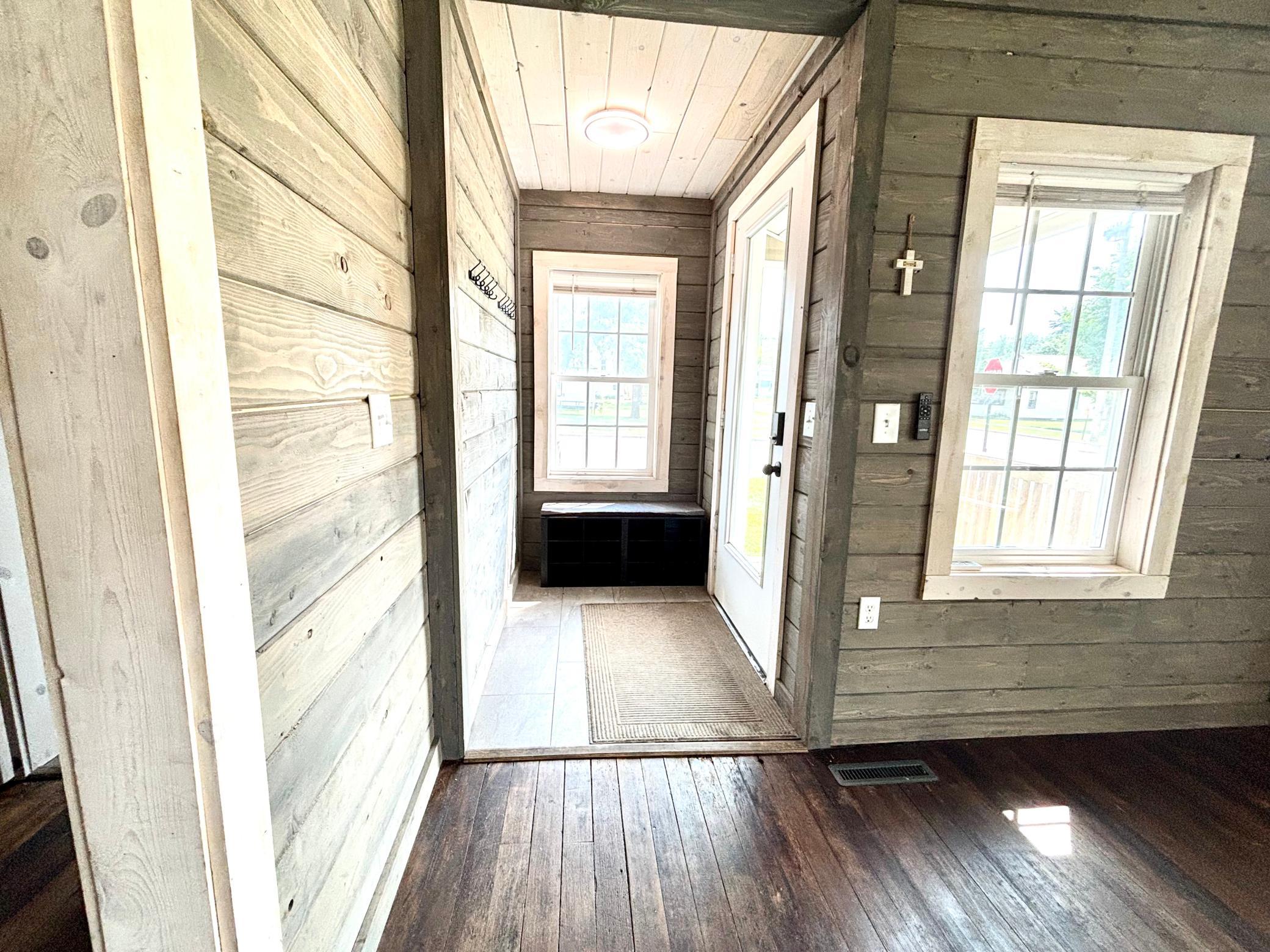 6x4 Entry