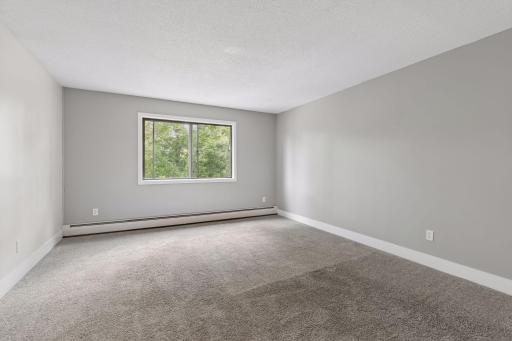 1304 W Medicine Lake Drive, 320, Minneapolis, MN 55441