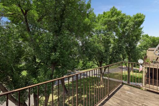 1304 W Medicine Lake Drive, 320, Minneapolis, MN 55441