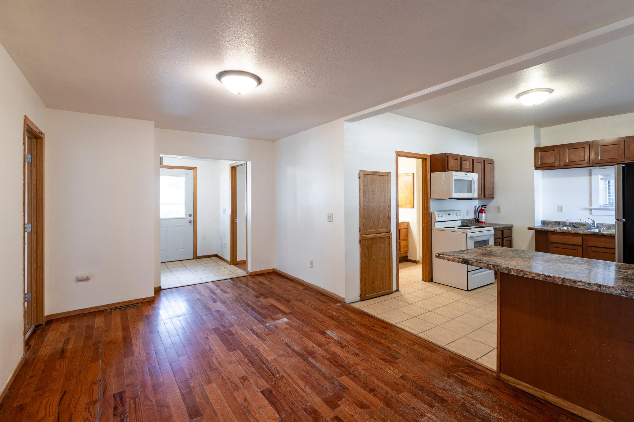 Open kitchen/living room concept