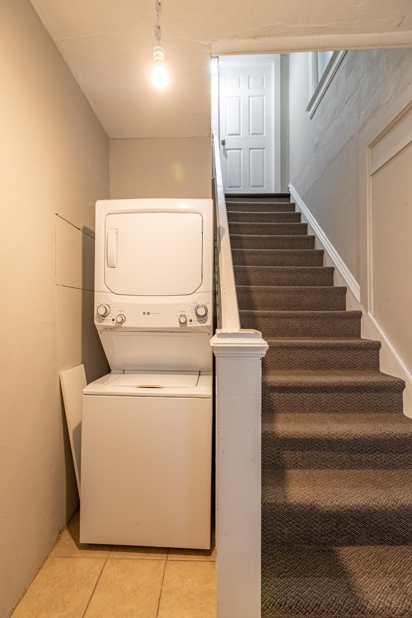 Laundry unit up to Upper level unit