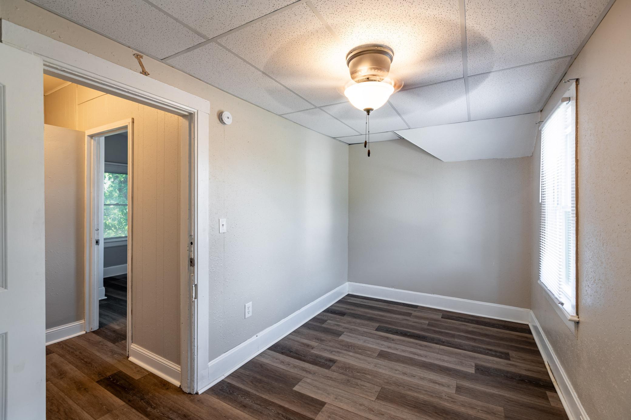 Upper unit bedroom - 1 of 2
