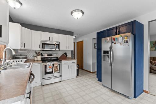 805 3rd Avenue NE, Plainview, MN 55964
