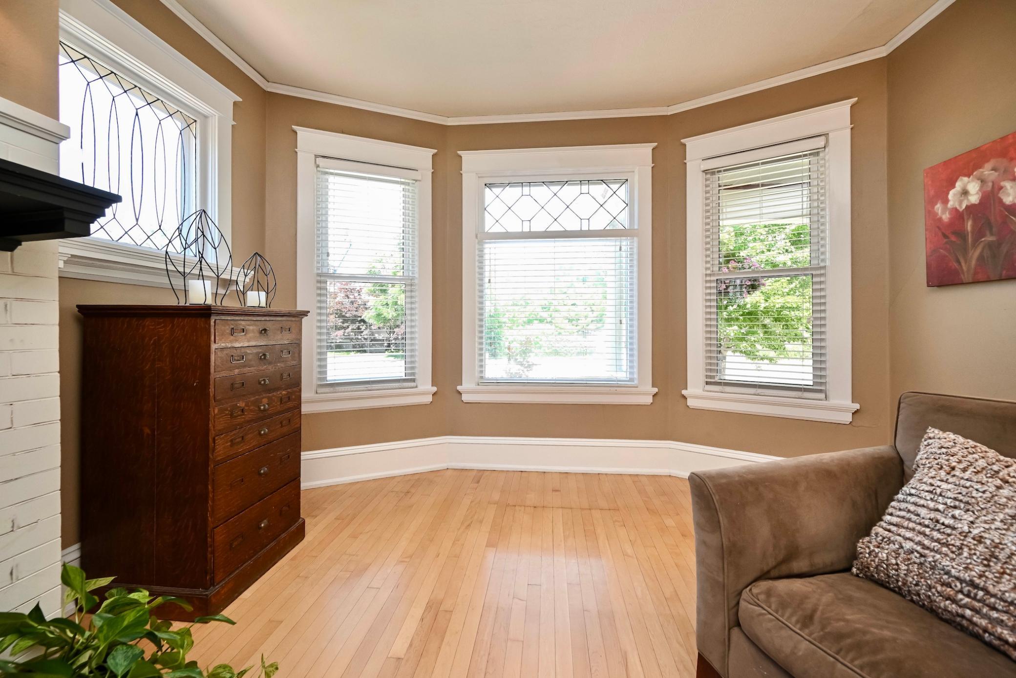 7 Living Room III.jpg