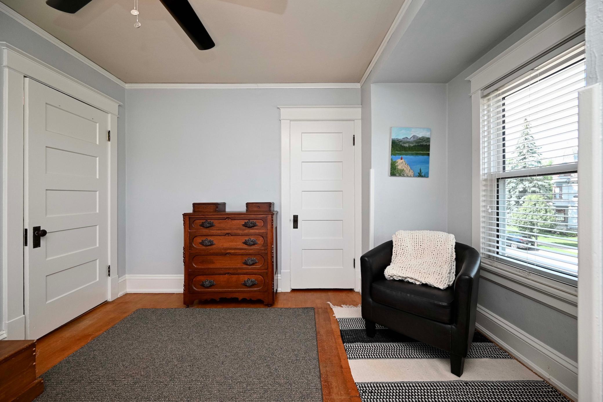 21 UL Bedroom Three II.jpg