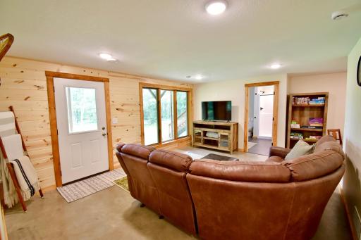27302 Ridgewood Drive, Merrifield, MN 56465