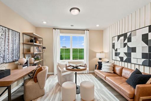 Multi-purpose flex room for work and play