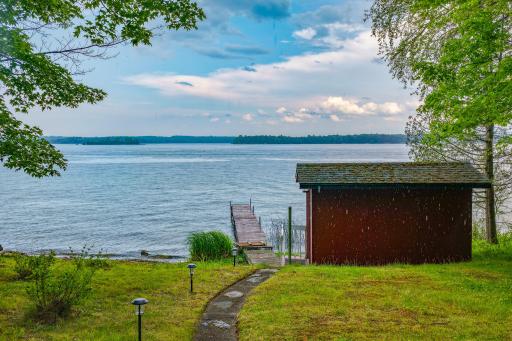 20876 S Moose Point Road, Grand Rapids, MN 55744