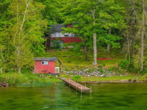 20876 S Moose Point Road, Grand Rapids, MN 55744