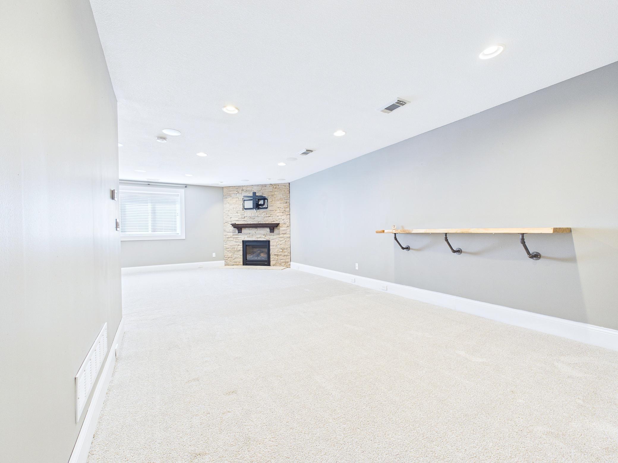 FAM ROOM FIREPLACE.jpg