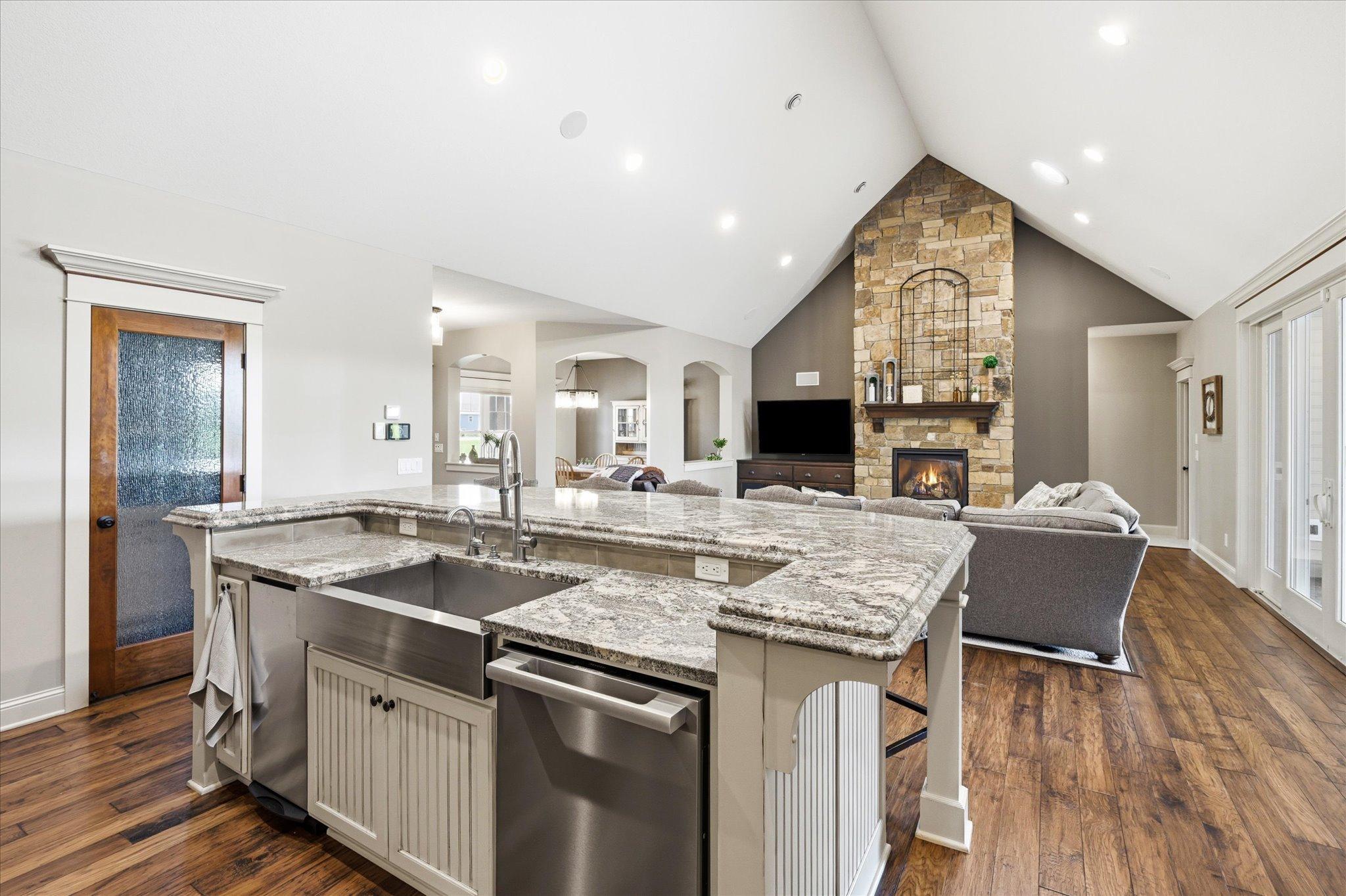 113-23915 Territorial Rd [2792056]- 019.jpg