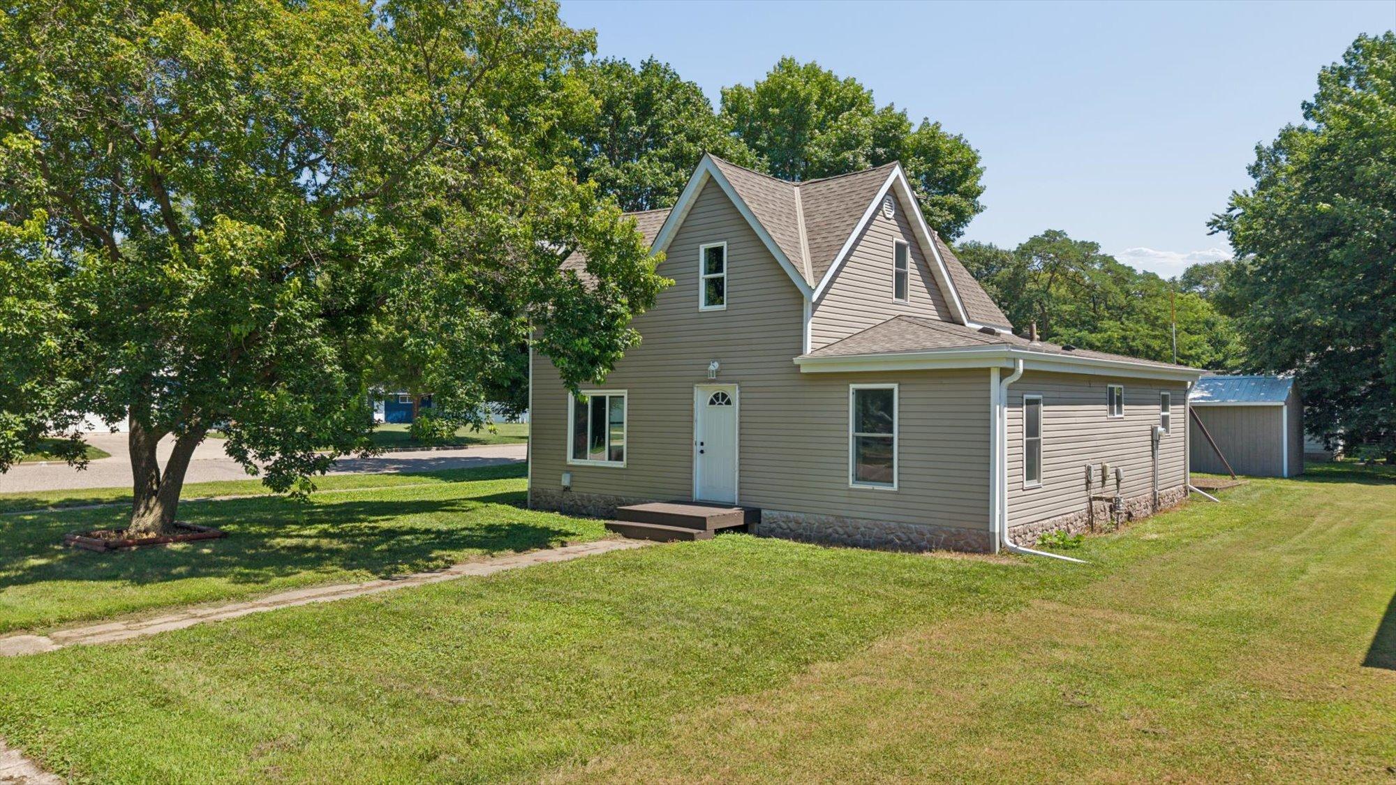 09-403 S Holcombe Ave, Litchfield, MN 55355_10.jpg