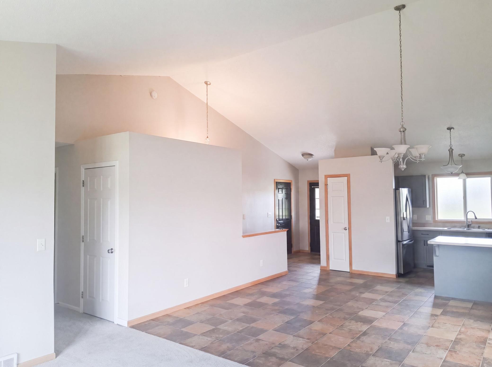 listing_8.jpg
