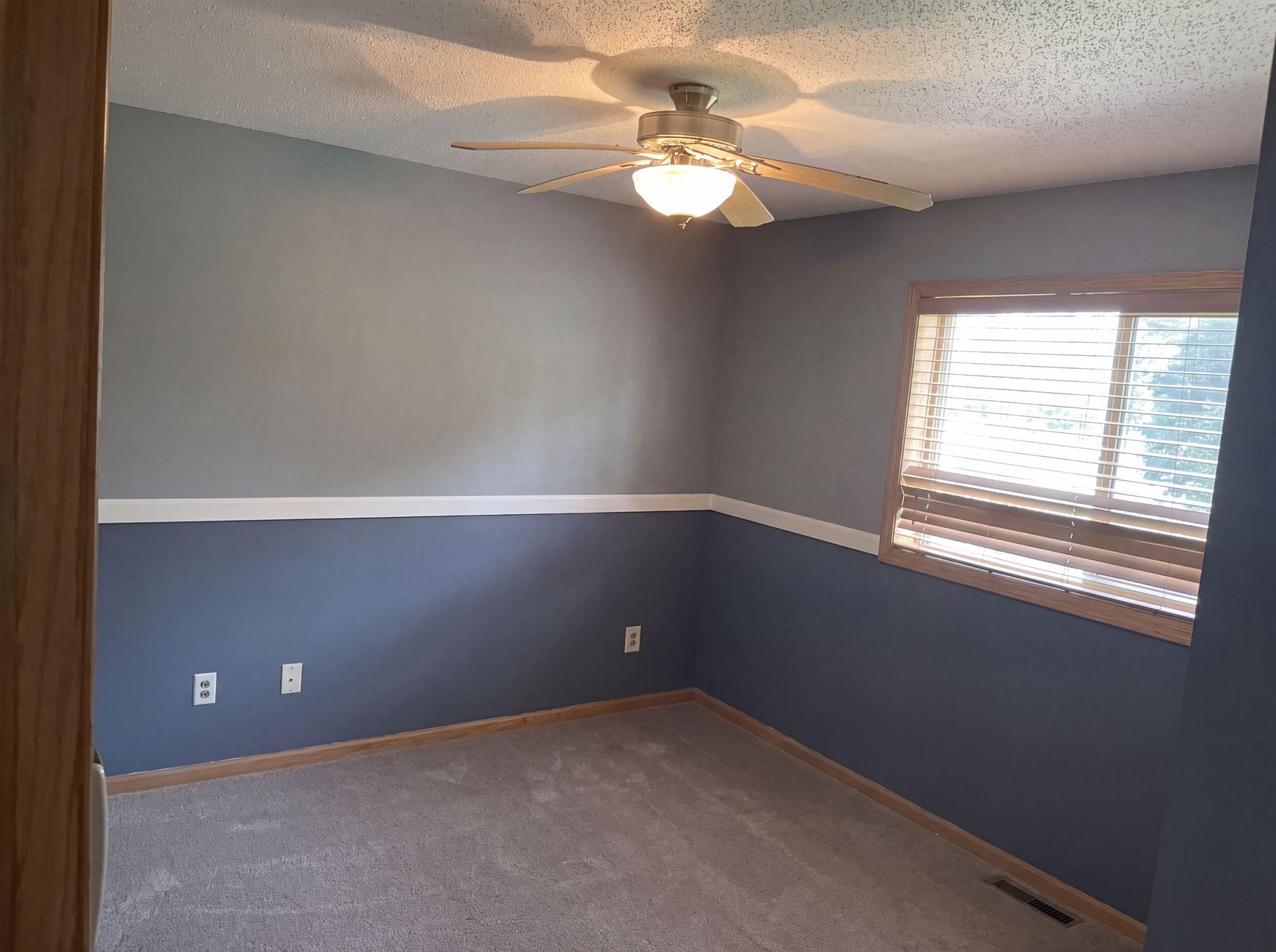 listing_12.jpg