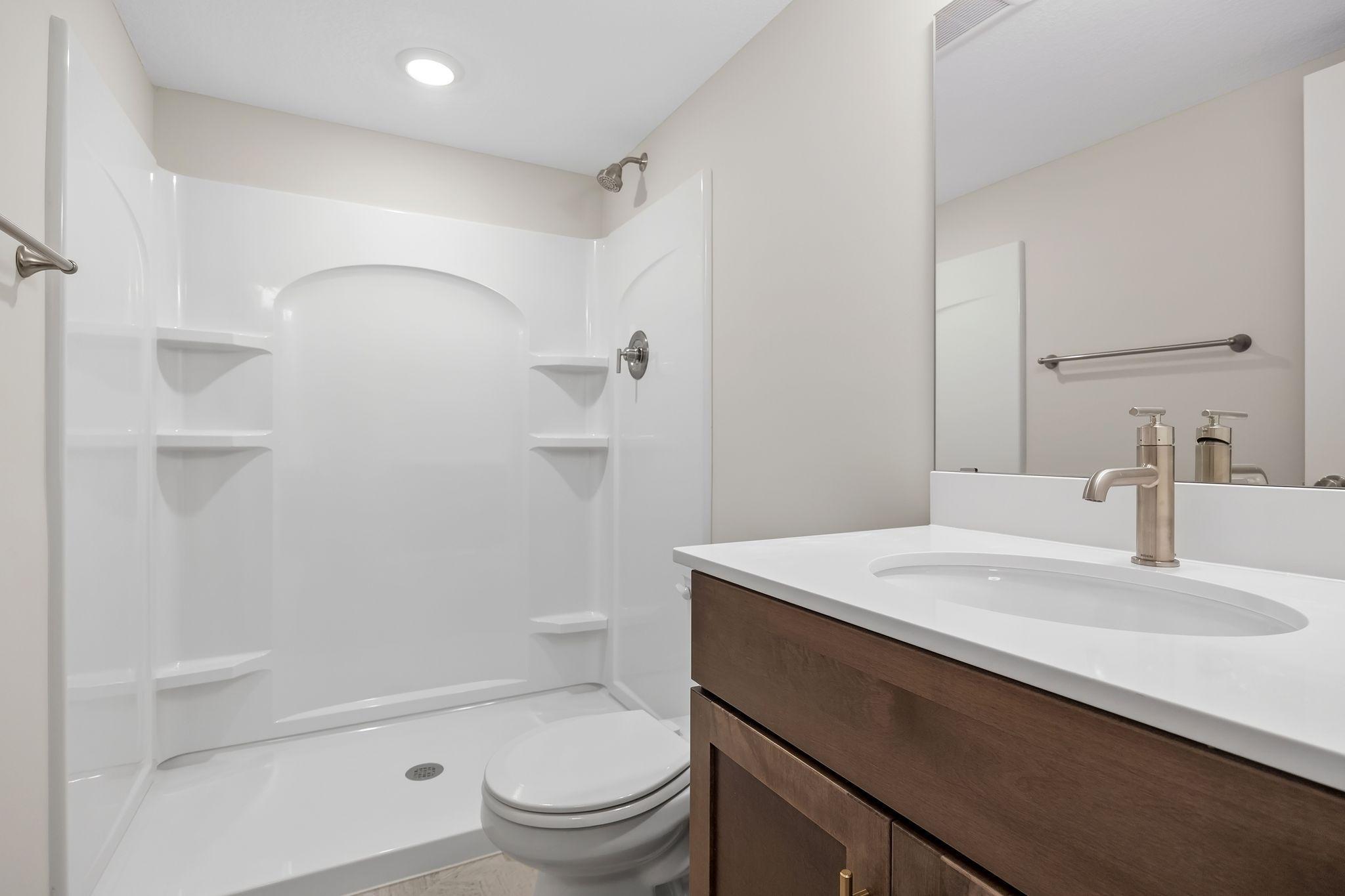 Lower level 3/4 bath