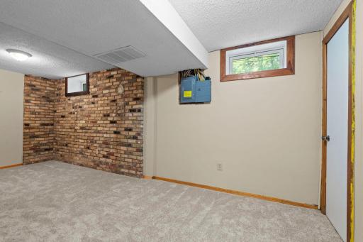 65-web-or-mls-16249 Xenia St NW-353.jpg
