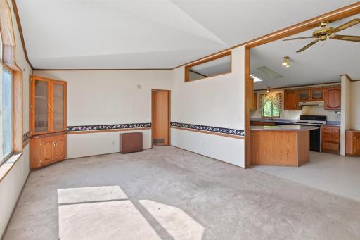 8834 Hamilton Avenue NE, Monticello, MN 55362