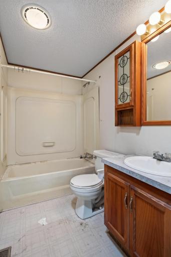 8834 Hamilton Avenue NE, Monticello, MN 55362