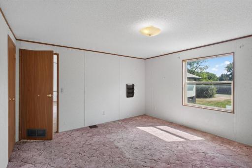 8834 Hamilton Avenue NE, Monticello, MN 55362