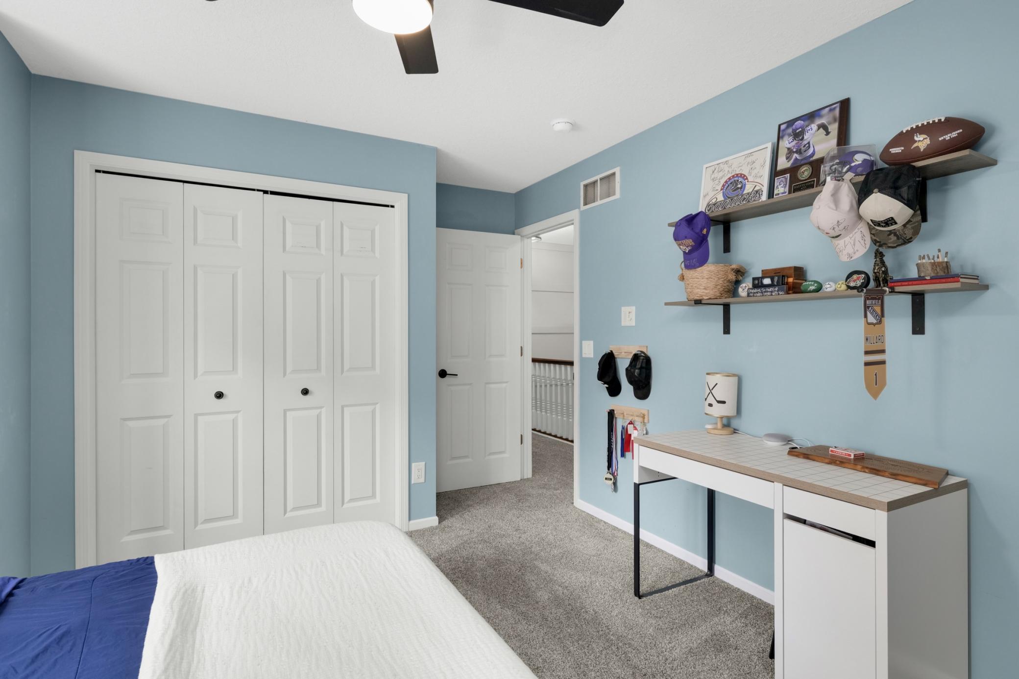 Upstairs kids' bedroom #2.
