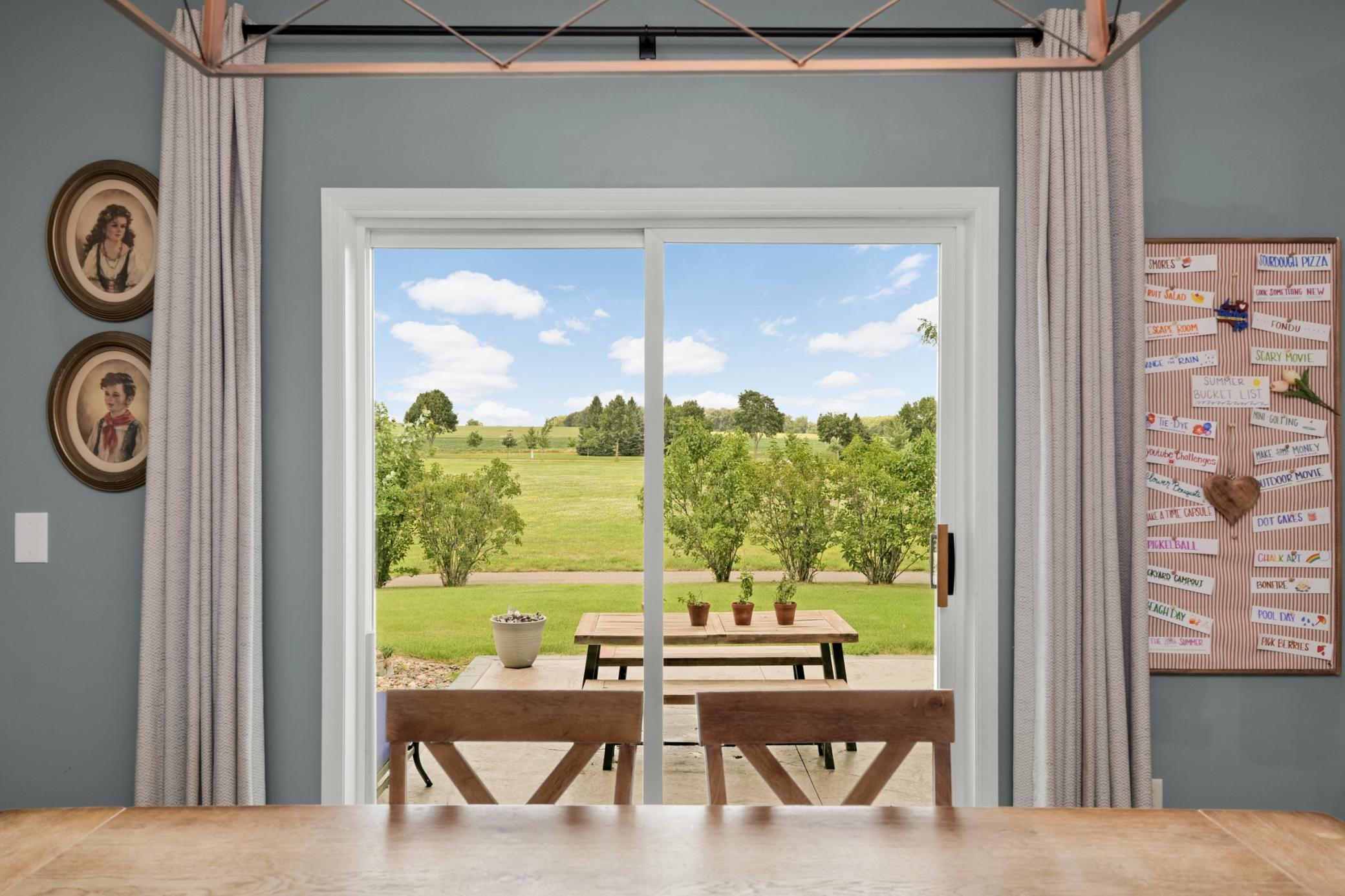 Great views while enjoying your family meals!
