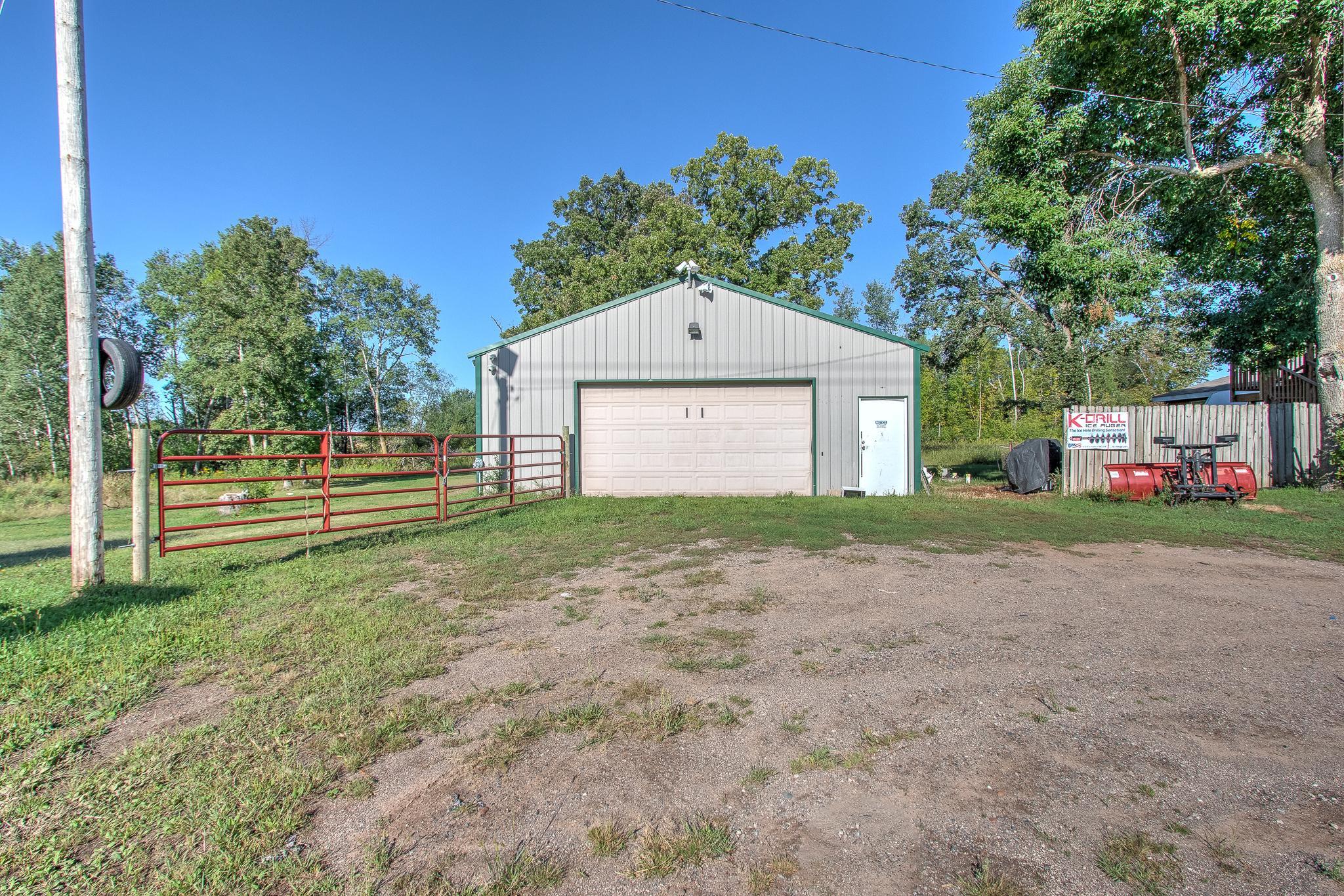 30x40 Outbuilding w/8 ft. Door