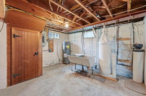 1002 Cedar Street, Alexandria, MN 56308