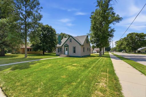 1002 Cedar Street, Alexandria, MN 56308