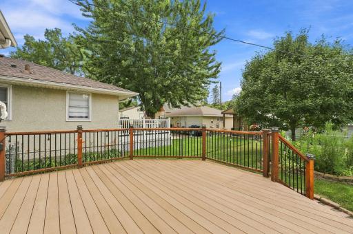 fantastic maintenance free deck