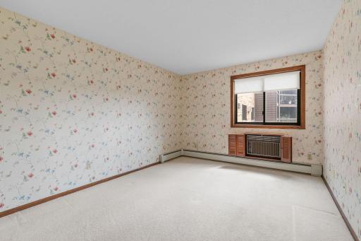 999 41st Avenue NE, 114, Columbia Heights, MN 55421