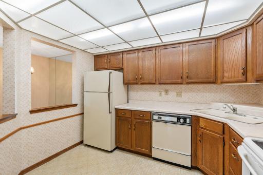 999 41st Avenue NE, 114, Columbia Heights, MN 55421