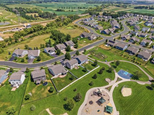 Picture-perfect lawn alert!