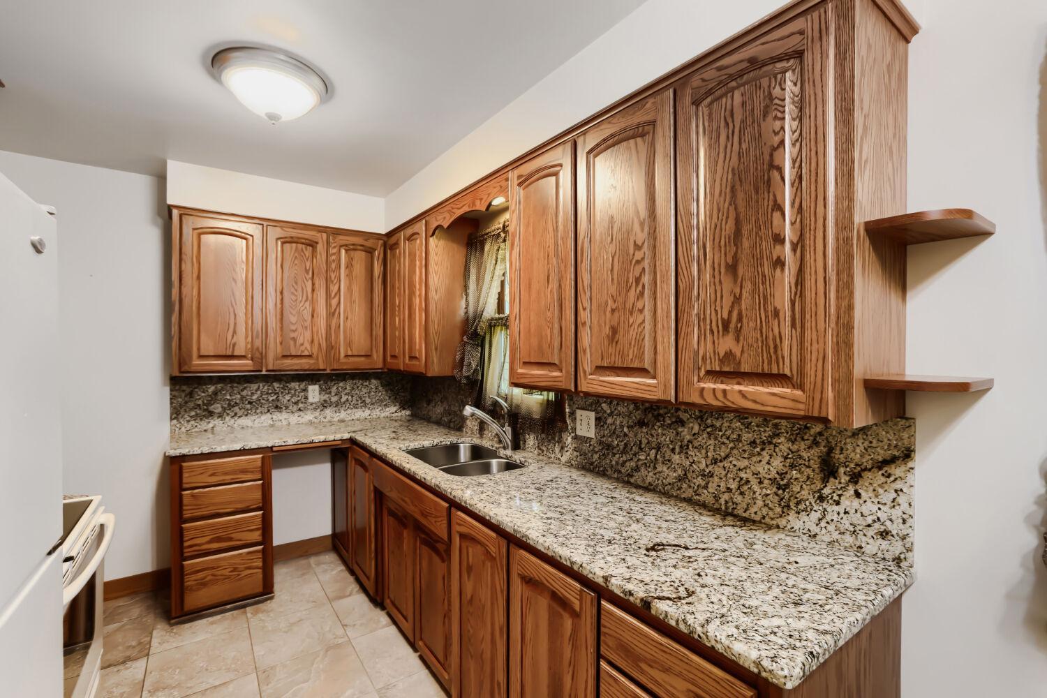 Kitchen-Granite Countertops