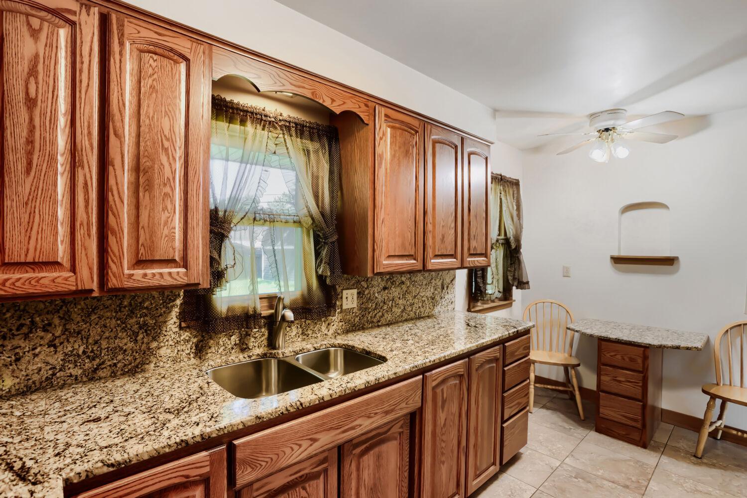 Kitchen- Solid Oak Cabinets