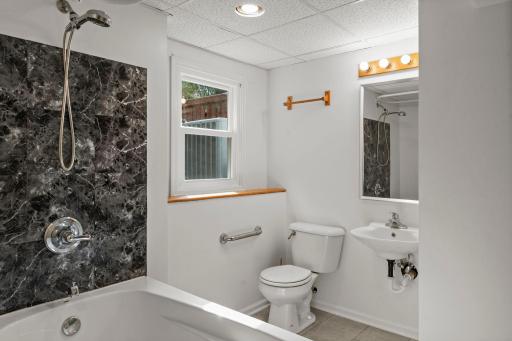 11397 274th Avenue NW, Zimmerman, MN 55398