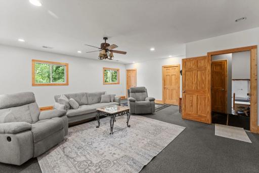 11397 274th Avenue NW, Zimmerman, MN 55398