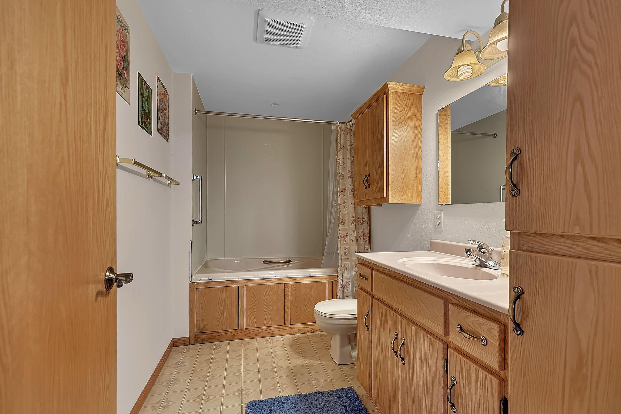 Lower Level Full Bath