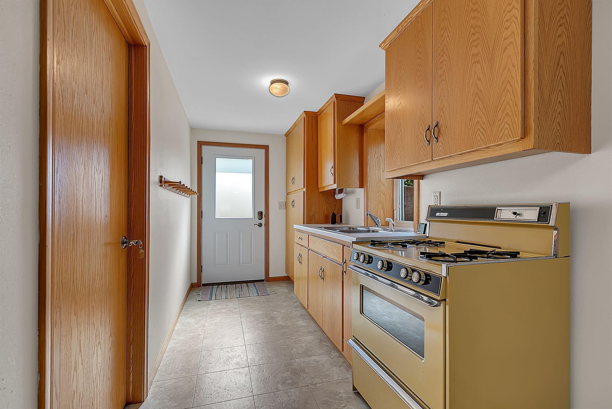 Lower level 2nd kitchenette